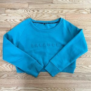 Balance Athletica Medium The Essence Sweatshirt Blue Cropped Long Sleeve